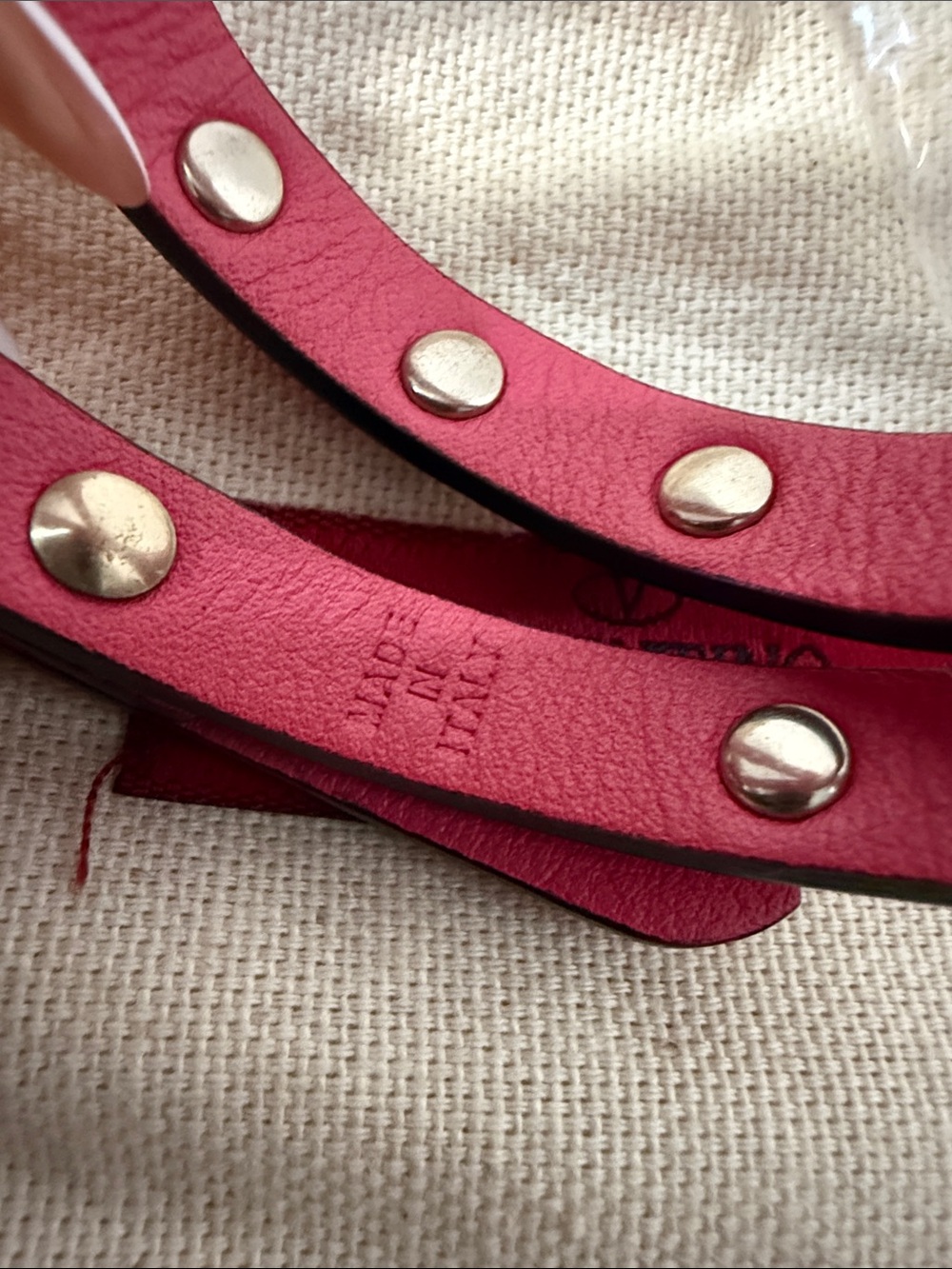 Valentino Garavani Rockstud Double Wrap Bracelet - Picture 8 of 9